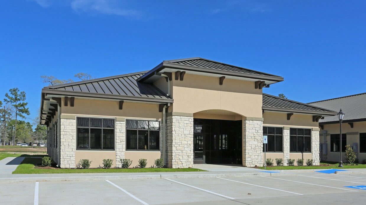 19701 Kingwood Dr Bldg #8, Kingwood, TX - Centermark Commercial Real Estate